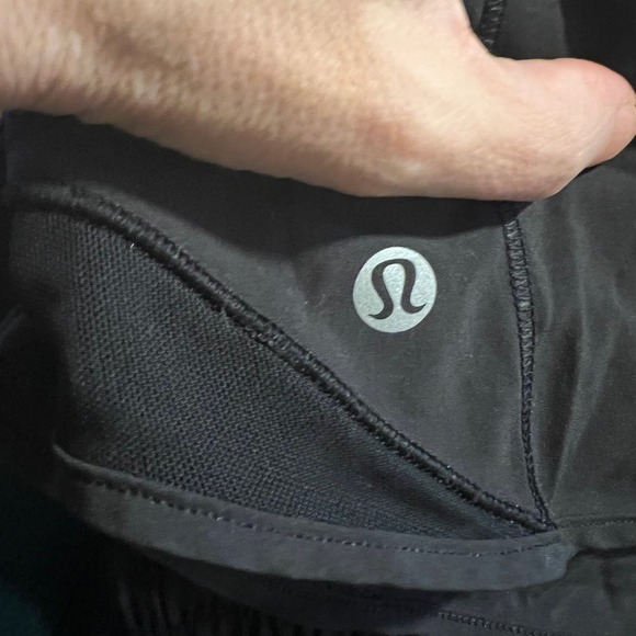 Lululemon Run Low-Rise Lined Shorts Black 8 NWOT - Picture 12 of 13